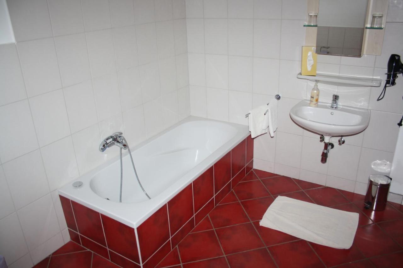 Fruehstueckshaus Wunderland Bed and Breakfast Laa an der Thaya Kamer foto